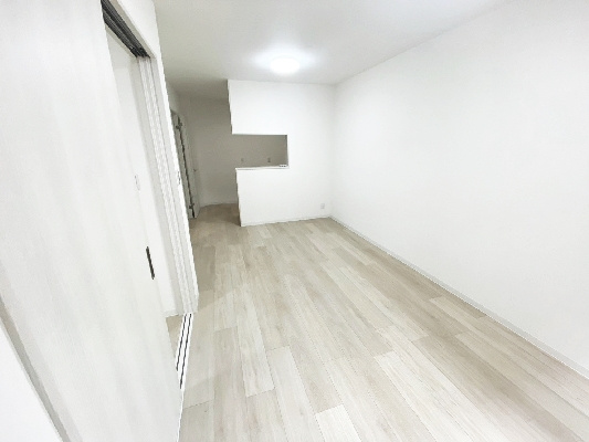 arbre　fuille(アルブルフィーユ）の居間・リビング|ゆったり過ごせる居間です