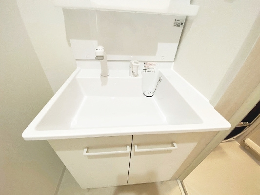 arbre　fuille(アルブルフィーユ）の洗面所|コンパクトで使いやすい洗面所