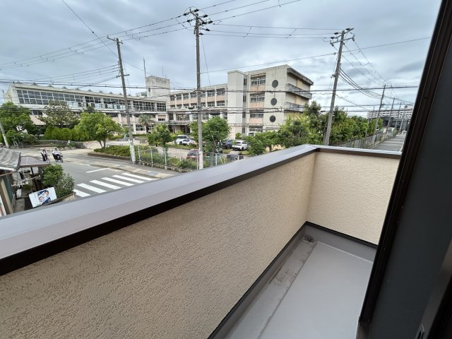 明石市西明石町3丁目新築戸建のバルコニー
