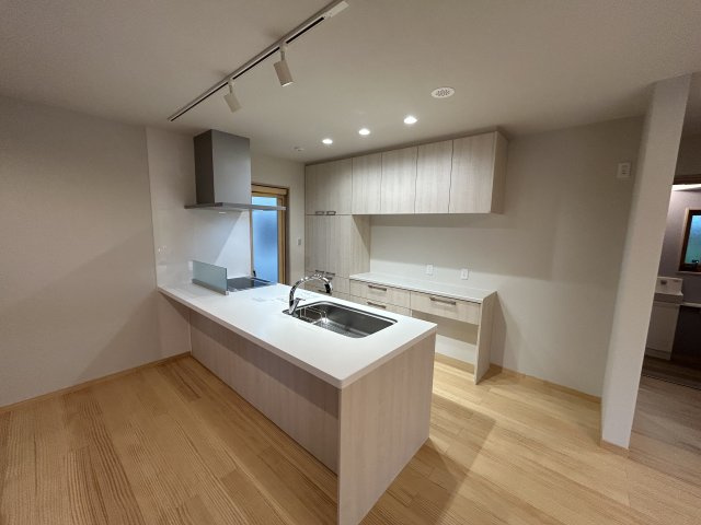 明石市西明石町3丁目新築戸建のキッチン