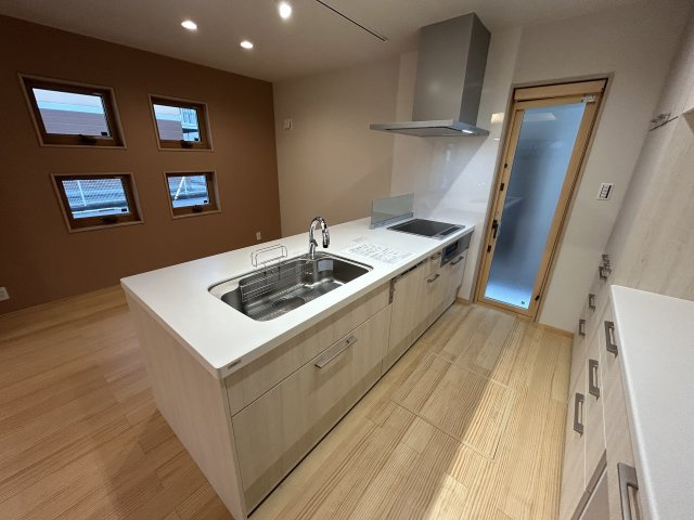 明石市西明石町3丁目新築戸建のキッチン