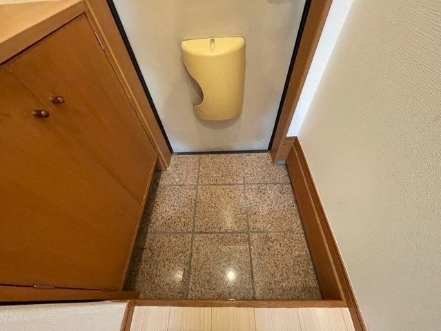 プチメゾンＫＭの玄関|ゆったりとした玄関です