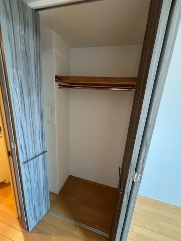 大阪市福島区吉野４丁目の賃貸マンションの収納