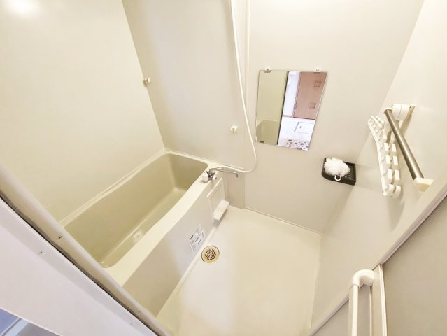 フィエルテ宝塚の浴室|コンパクトで使いやすいお風呂です