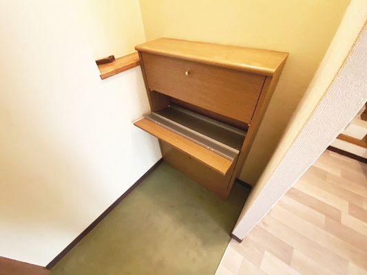 ビオレータ宝塚の玄関|専用の収納スペースです