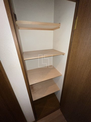 【収納】 | フロンティアタワー難波EAST | グランソレイユ日本橋　物入