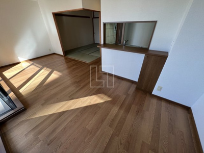 【居間・リビング】 | フロンティアタワー難波EAST | グランソレイユ日本橋　リビング・ダイニングスペース