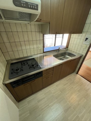 【キッチン】 | フロンティアタワー難波EAST | グランソレイユ日本橋　システムキッチン