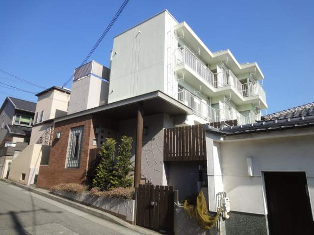 ビオレータ宝塚の外観|おしゃれな外観です