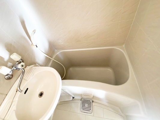 ビオレータ宝塚の浴室|落ち着いた空間のお風呂です