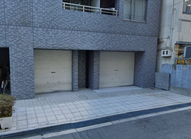 JUST南船場の外観