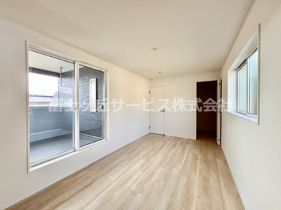 【寝室】 | 沼津市大岡 31期 新築一戸建て | 8.2帖の寝室です