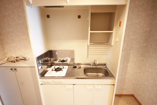 アッシュ宝塚（女性専用マンション）のキッチン|使いやすいキッチンです