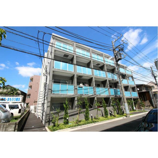 【外観】 | 鉄筋コンクリート造のがっちりとした造り。