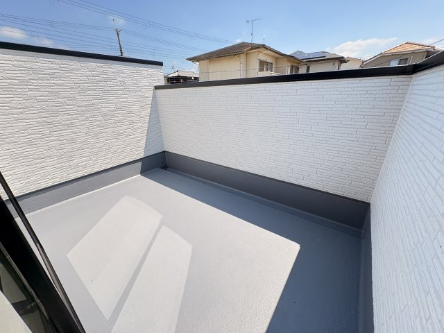 明石市大久保町高丘５丁目新築戸建２号棟のバルコニー