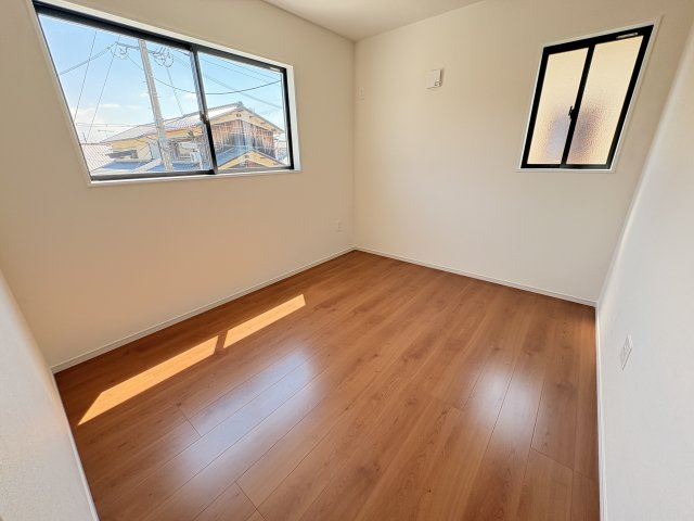 明石市大久保町高丘５丁目新築戸建２号棟の洋室