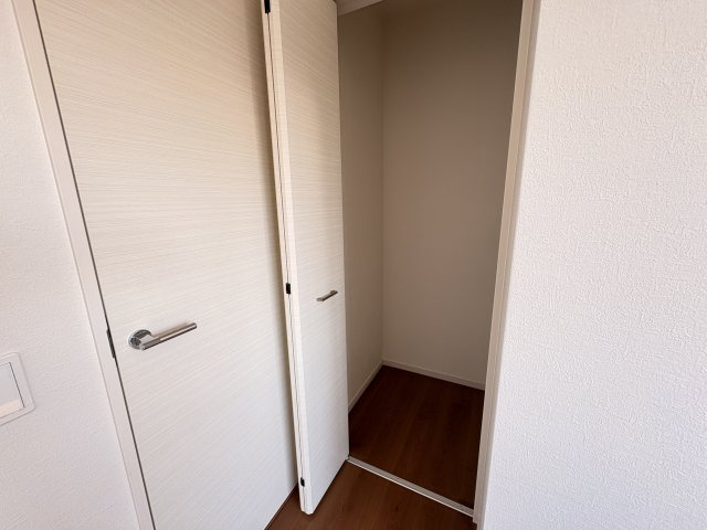 明石市大久保町高丘５丁目新築戸建２号棟の収納