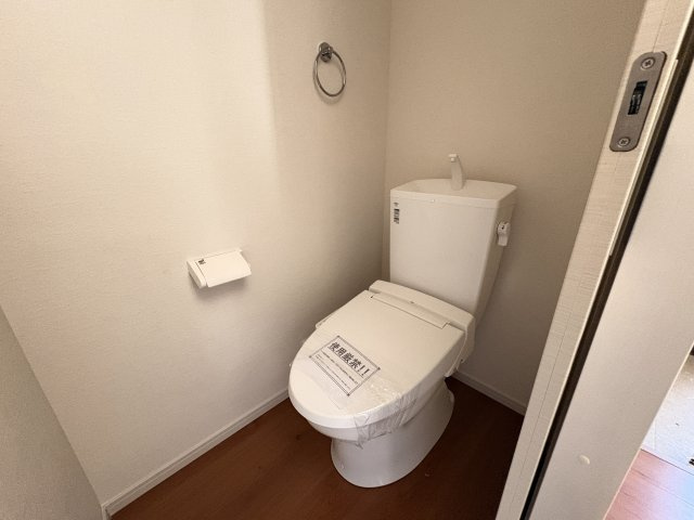 明石市大久保町高丘５丁目新築戸建２号棟のトイレ
