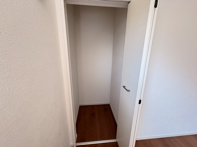 明石市大久保町高丘５丁目新築戸建２号棟の収納