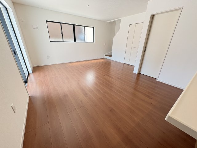 明石市大久保町高丘５丁目新築戸建２号棟の居間・リビング