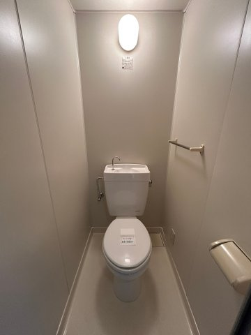 エルロン２１のトイレ|ゆったりとした空間のトイレです
