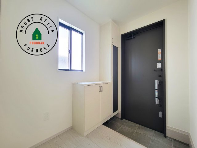 福岡市南区柏原1丁目第12-2棟（1号棟）の防犯設備|二重ロックでしっかり防犯対策ができます。