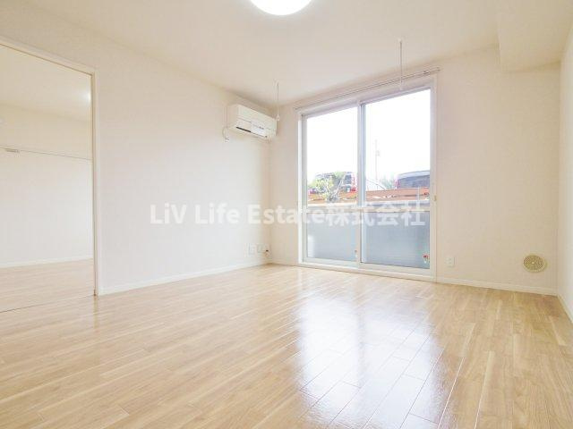 ヴァンベールⅢ(ヴアンベールスリー)の居間・リビング