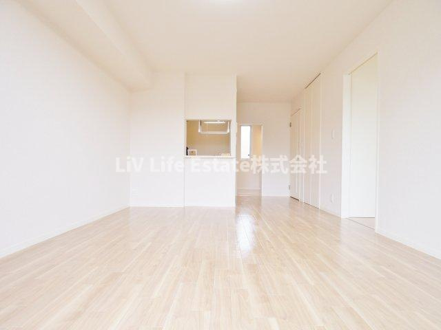 ヴァンベールⅢ(ヴアンベールスリー)の居間・リビング