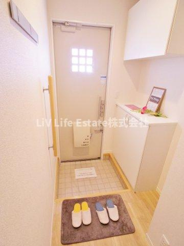 ヴァンベールⅢ(ヴアンベールスリー)の玄関