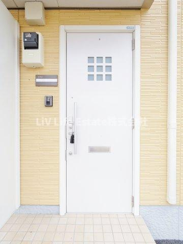 ヴァンベールⅢ(ヴアンベールスリー)の玄関