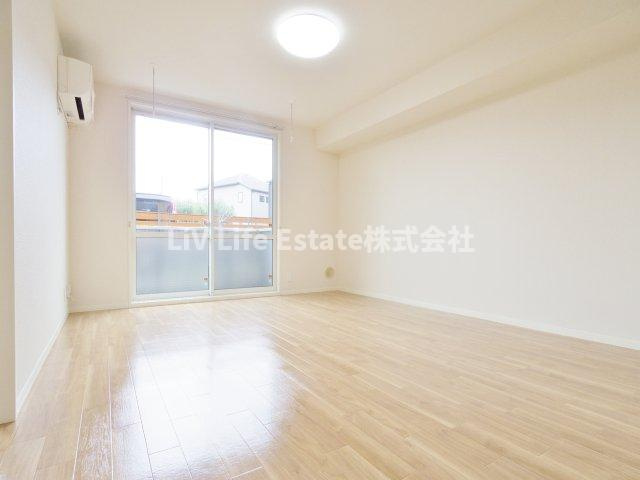 ヴァンベールⅢ(ヴアンベールスリー)の居間・リビング