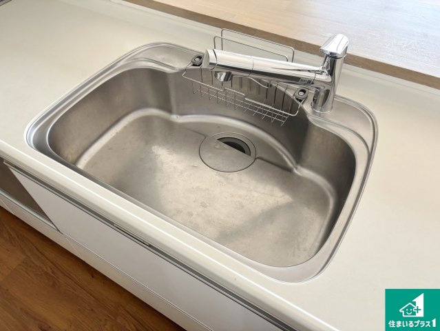 ディーグラフォート香里ヶ丘スカイフォートの設備|広々としたシンクで食器洗いも楽々！
