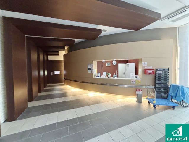 ディーグラフォート香里ヶ丘スカイフォートのエントランス|共用部（エントランス）