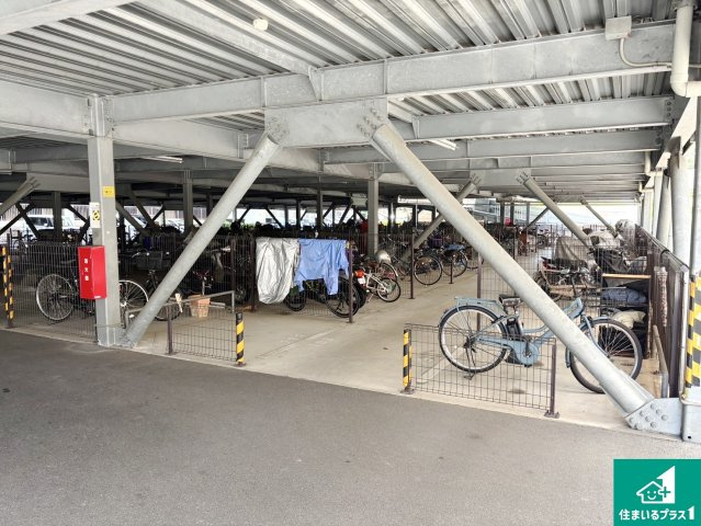 ディーグラフォート香里ヶ丘スカイフォートの駐輪場|共用部（駐輪場）
