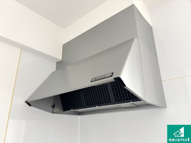 ディーグラフォート香里ヶ丘スカイフォートの設備|汚れにくいスロットフィルタでお手入れラクラク！ＬＥＤ照明付き！