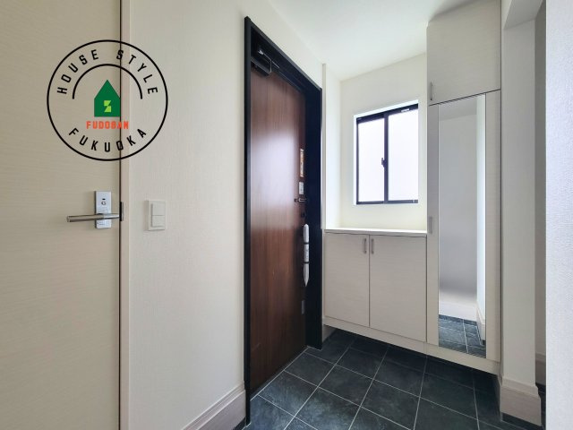 福岡市南区柏原1丁目第12-2棟（2号棟）の防犯設備|二重ロックでしっかり防犯対策ができます。