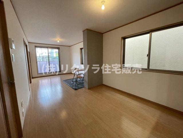 池田旭町　中古一戸建てのダイニング|LDK19.0帖
■物件内覧・資金計画相談・住宅ローン相談、リフォーム相談、お問合せ受付中■
※当日・翌日のご内覧、ご相談はお電話でのお問合せがスムーズです！