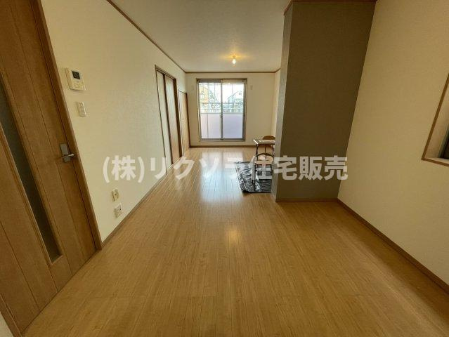 池田旭町　中古一戸建てのダイニング|LDK19.0帖
■物件内覧・資金計画相談・住宅ローン相談、リフォーム相談、お問合せ受付中■
※当日・翌日のご内覧、ご相談はお電話でのお問合せがスムーズです！