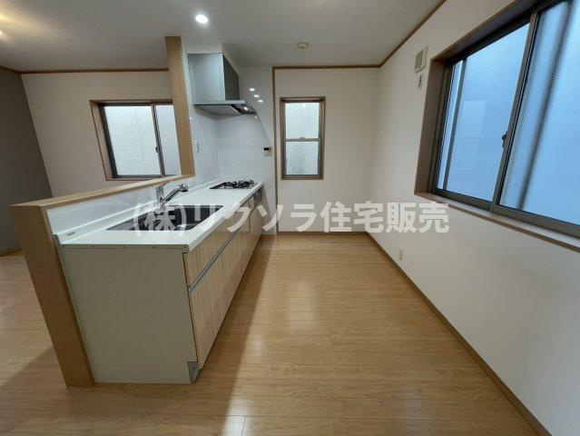 池田旭町　中古一戸建てのキッチン|■物件内覧・資金計画相談・住宅ローン相談、リフォーム相談、お問合せ受付中■
※当日・翌日のご内覧、ご相談はお電話でのお問合せがスムーズです！