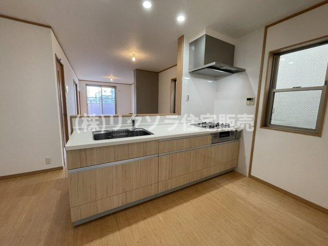 池田旭町　中古一戸建てのキッチン|■物件内覧・資金計画相談・住宅ローン相談、リフォーム相談、お問合せ受付中■
※当日・翌日のご内覧、ご相談はお電話でのお問合せがスムーズです！