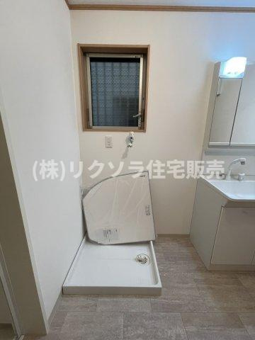 池田旭町　中古一戸建てのランドリースペース|ドラム式も設置可能
■物件内覧・資金計画相談・住宅ローン相談、リフォーム相談、お問合せ受付中■
※当日・翌日のご内覧、ご相談はお電話でのお問合せがスムーズです！