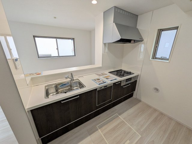 八王子市　富士見町　新築一戸建て　５期のキッチン|～使い勝手の良いシステムキッチン～