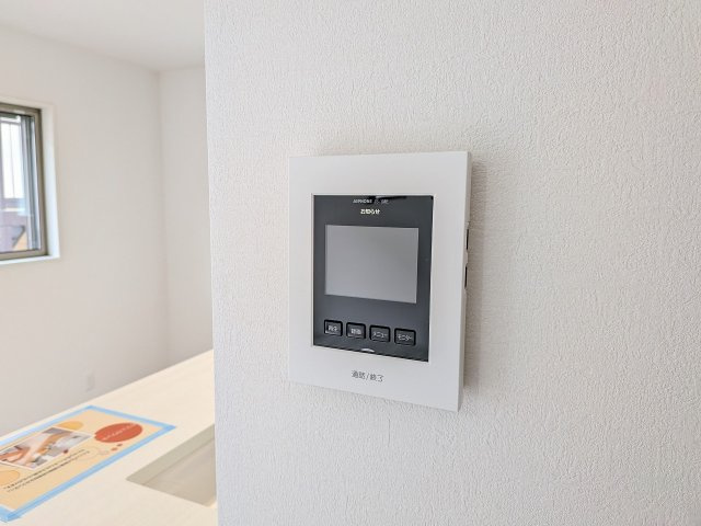 八王子市　富士見町　新築一戸建て　５期のセキュリティ|～TVモニター付インターホン　訪問者の確認に便利です～