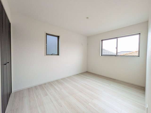 八王子市　富士見町　新築一戸建て　５期の子供部屋|～2階6.5帖の洋室　2面採光で明るく風通しの良いお部屋です～