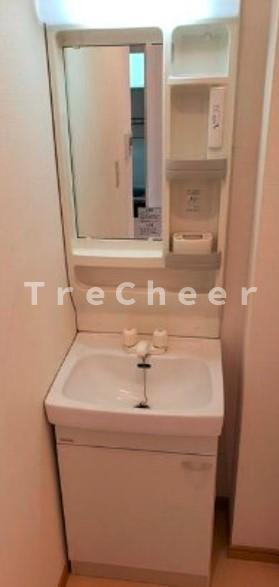 ラクレール王子神谷の洗面所