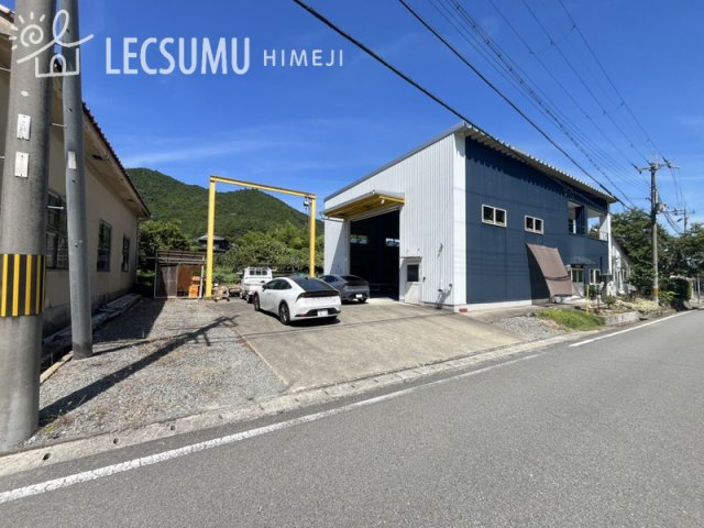 姫路市夢前町護持/貸工場の外観