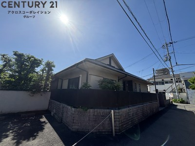 庭・テラスありの2LDK＋納戸の平屋