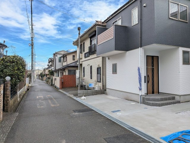 八王子市　富士見町　新築一戸建て　５期の前面道路含む現地写真|～北側4ｍ道路に面しています～