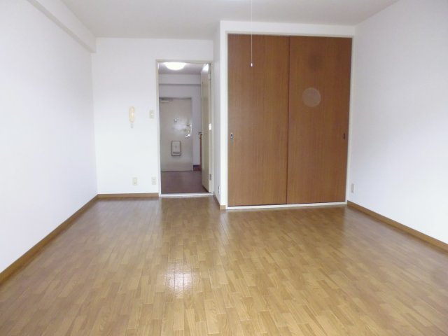 セルサス大道壱番館の洋室