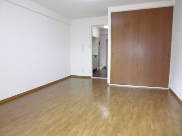 セルサス大道壱番館の洋室